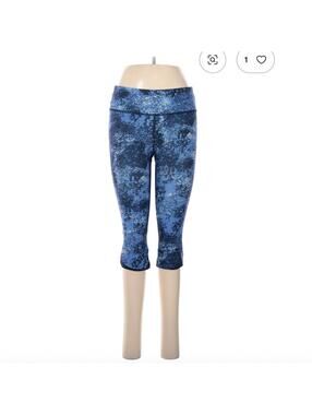 Under Armour Blue Active Capri Pants Size M Leggings
